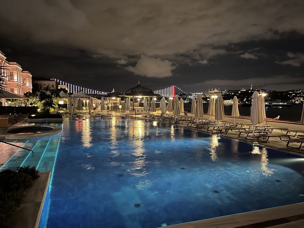 Four Seasons Hotel Istanbul at the Bosphorus