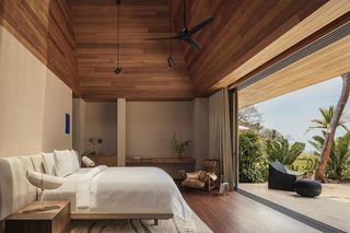 Seven-Bedroom Private Villa