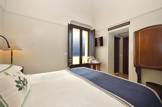 Queen Room with Terrace Sea View