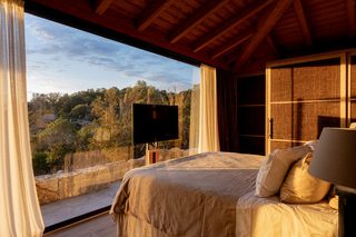 Pool Suite