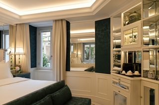Deluxe Room, photo 1