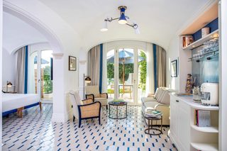 Suite Deluxe with Pool