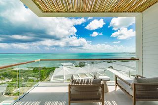 Ocean View Five Bedroom Reserve Villa V0901
