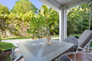 Deluxe Studio Garden View, photo 2