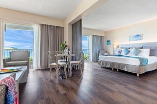 One Bedroom Ocean View Suite