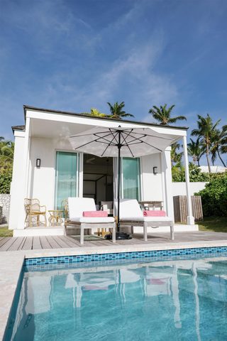 One Bedroom Ocean Front Cottage With Private Pool