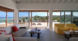 Le Sereno Villa 3 Bedrooms, Ocean Views and private garden