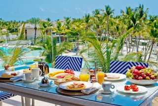 One Bedroom Beachfront Suite