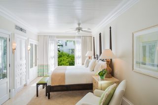 1 Bedroom Ocean Front Suite
