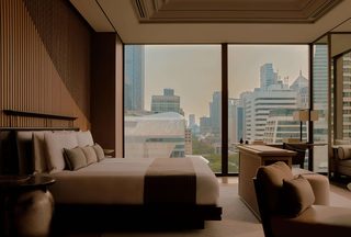 Premier Corner Suite