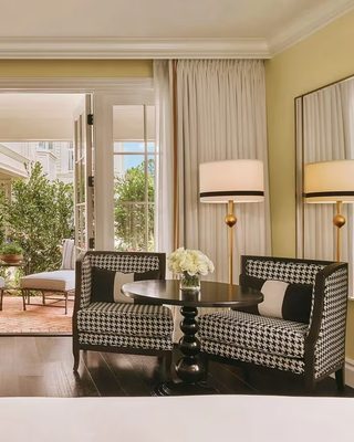 Montecito Bungalow Suite