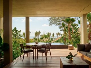 Poolside Studio Suite Two Queen