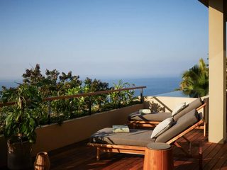 Oceanfront Mountain Studio Suite