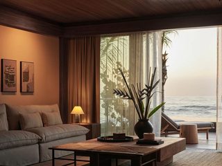 Premier Beachfront Suite